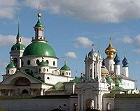 В день обретения мощей свт. Димитрия Ростовского Святейший Патриарх Кирилл совершил Божественную литургию в Спасо-Яковлевском монастыре Ростова Великого